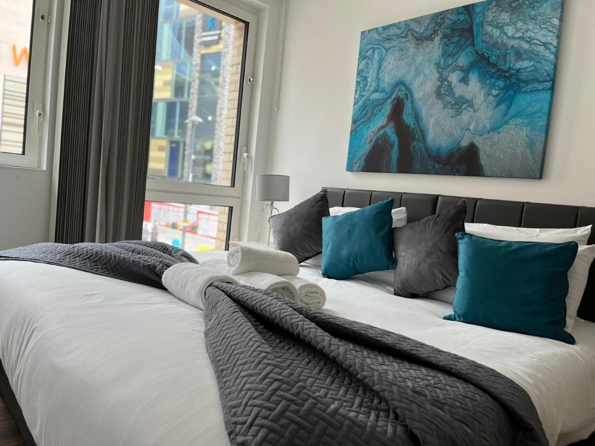 Spacious, Bright & Modern 1 & 2 Bed Apartments At Sligo House - Central Watford Watford  Exteriér fotografie