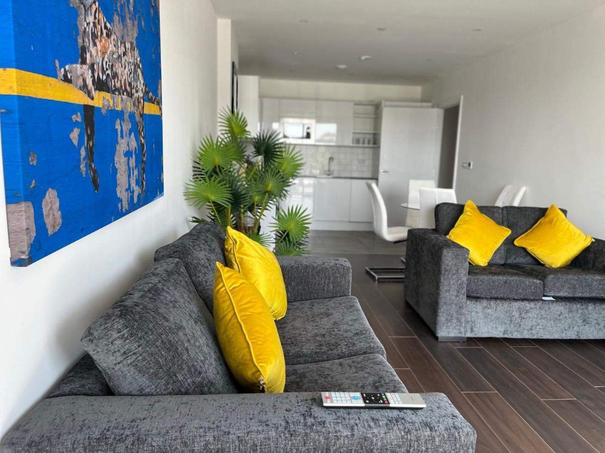 Spacious, Bright & Modern 1 & 2 Bed Apartments At Sligo House - Central Watford Watford  Exteriér fotografie